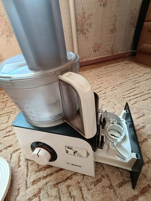 Кухонний комбайн  Bosch MCM4100/01
