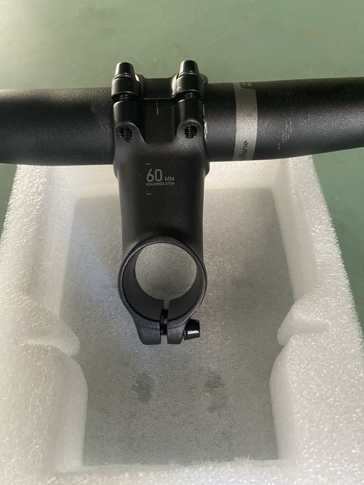 Guiador com avanço bike btt pouco uso