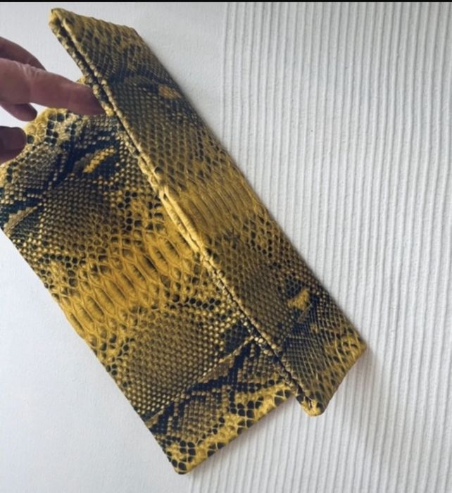 Pochette imitação pele