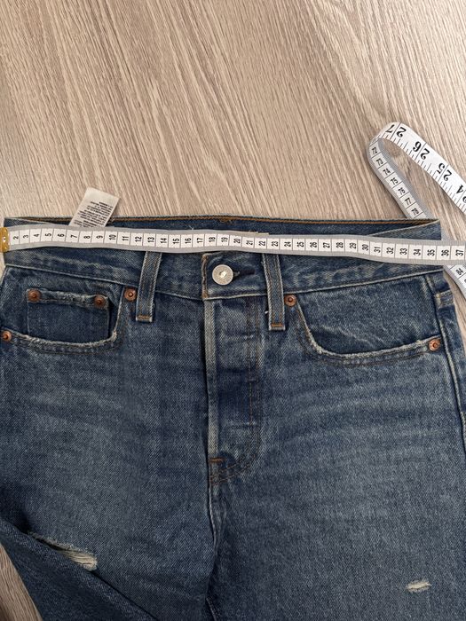 Джинси жіночі Levis