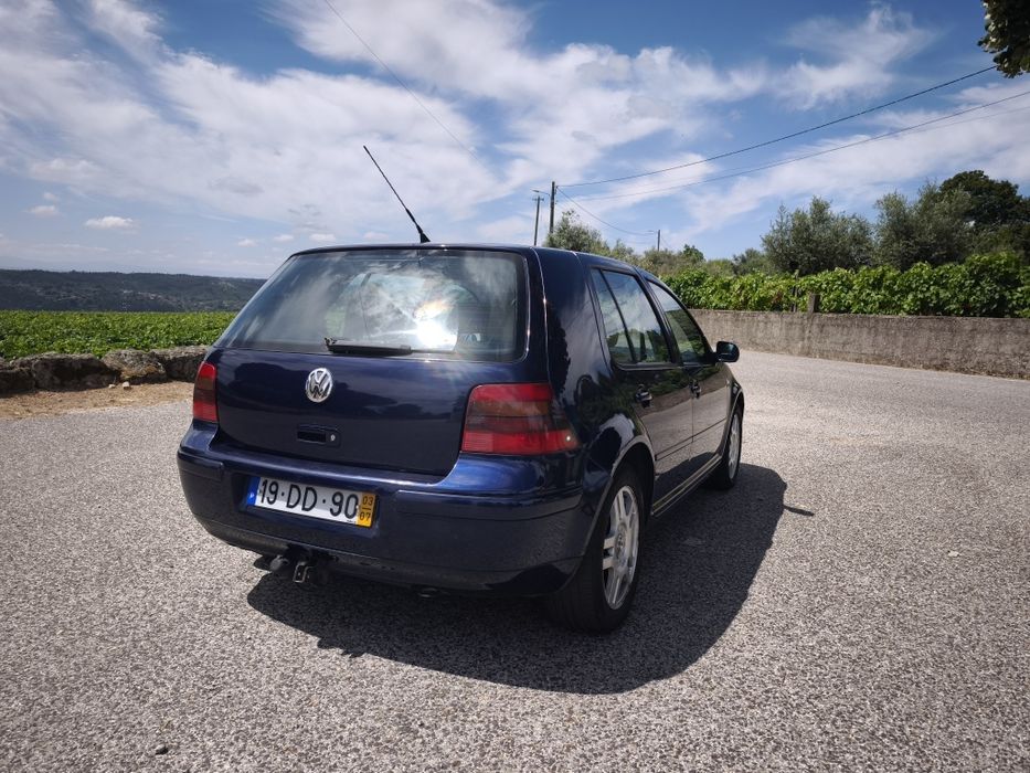 Volkswagen Golf IV 1.9 TDI (100cv) – Excelente Estado e Interiores em Pele