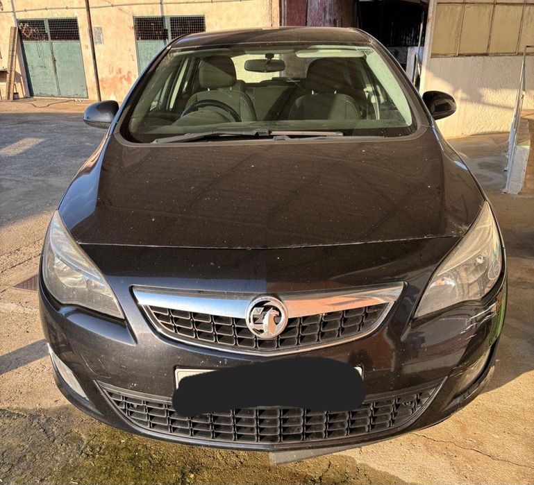 Opel Astra J 1.4 gasolina ano 2011 para peças todo o Material disponível Enviamos para todo o País e Ilhas