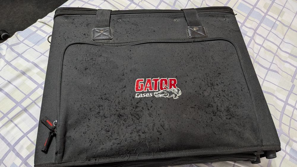 Fractal Audio AXE FX Ultra c/ Case Gator