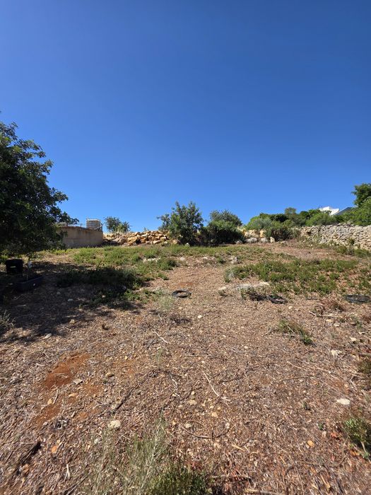 Terreno urbano para venda em Ferreiras