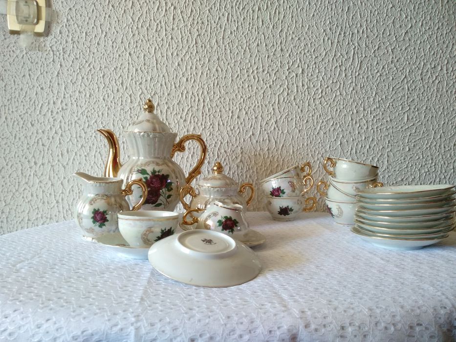 Serviço de chá em louça