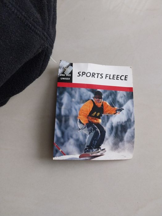 Nowa zimowa czapka chłopięca 5-6 lat