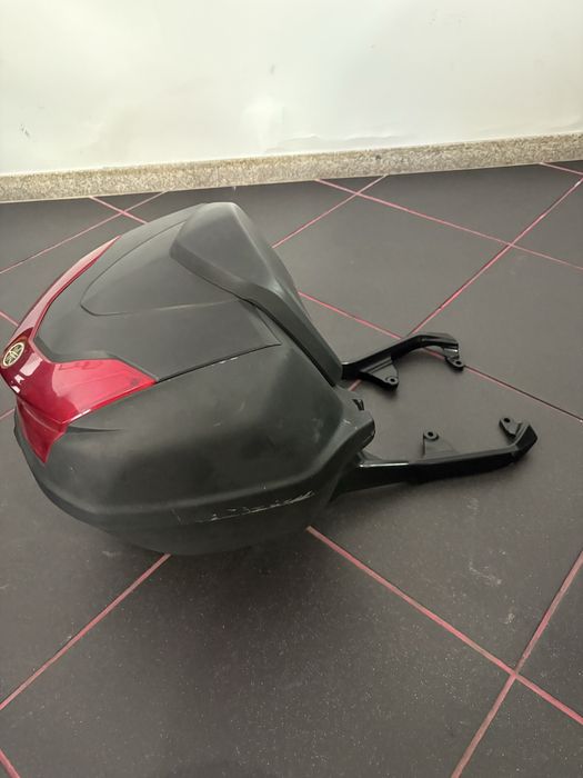 Top case e suporte MT 07