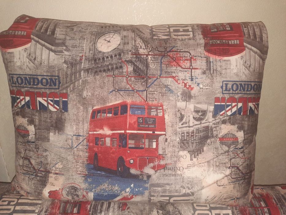 Декоративні подушки