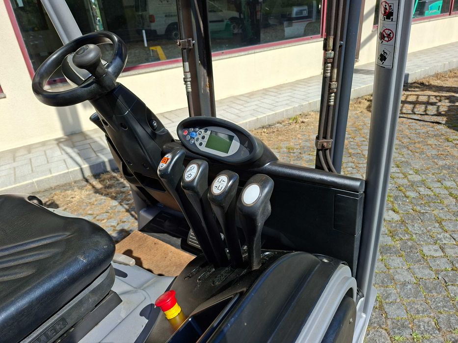 Empilhador eletrico Still 1.6T