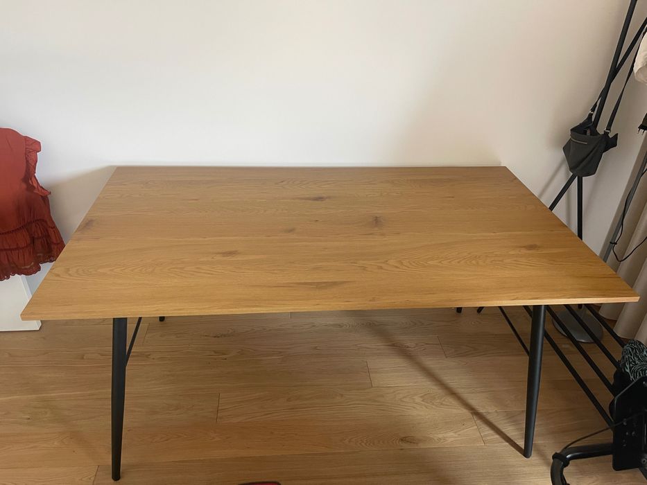 Mesa Jantar Banak