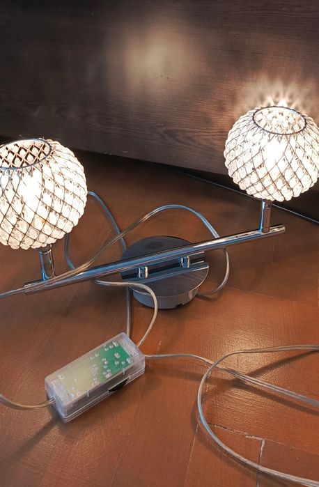 Kinkiet lampka z regulacją światła