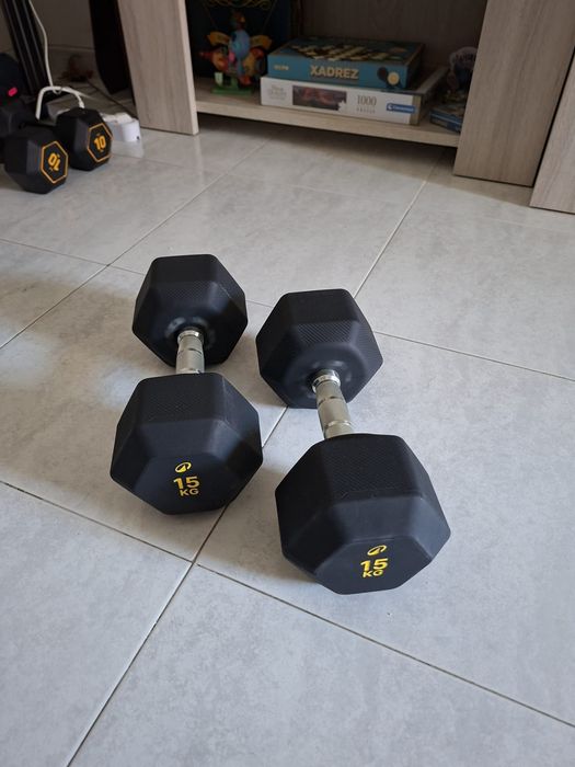 15kg 2 dumbell..