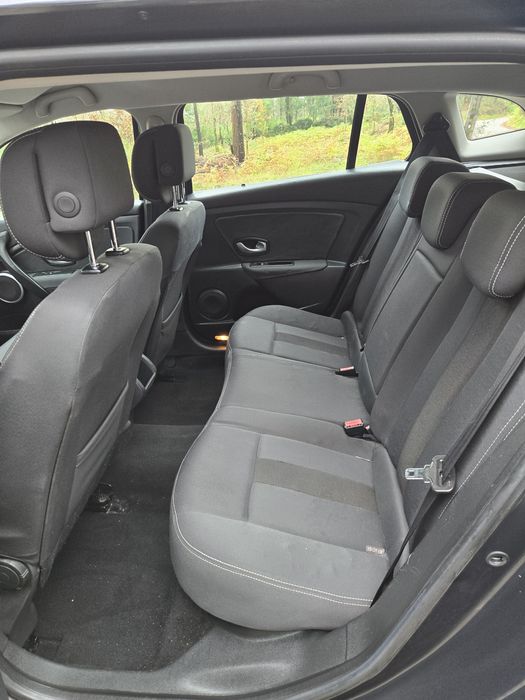 Revisada, sem nada a apontar.  Pronta para viajar com a família