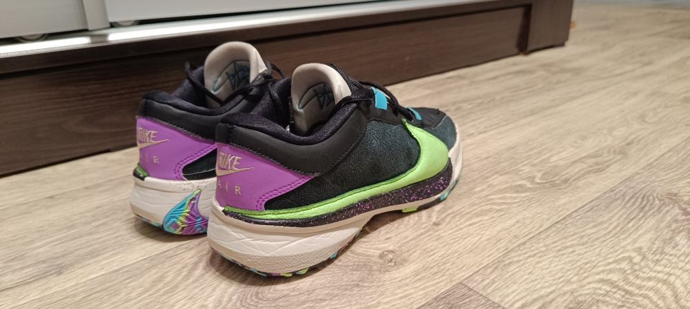 Nike zoom freak 5