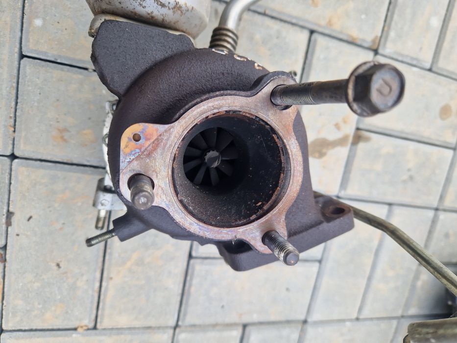 Turbo mazda 3 bl 2.2d 185km