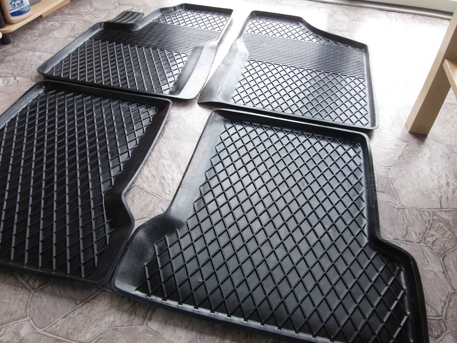 Dywaniki Gumowe FIAT Brava 500 Linea Palio Qubo Sedici Marea Croma