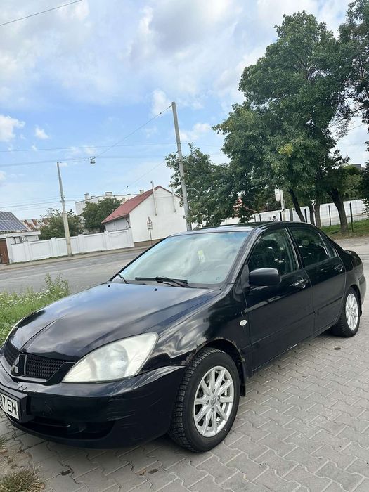 Автомобіль Ланцер 9