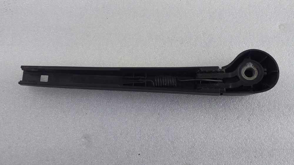 Haste / braço de escova limpa vidros trás VOLKSWAGEN Polo (6R, 6C)