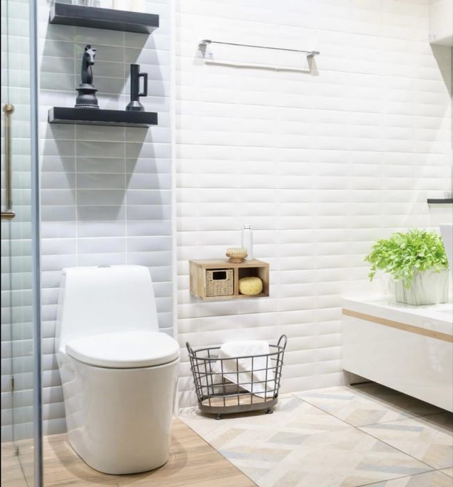 Półka ścienna z drewna orzechowego