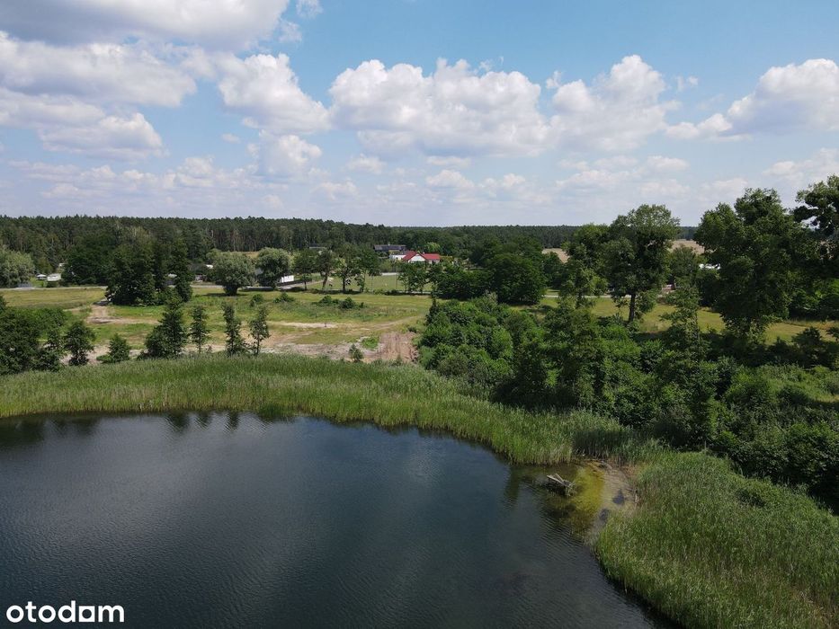 Działka z prywatnym dostępem do jeziora
