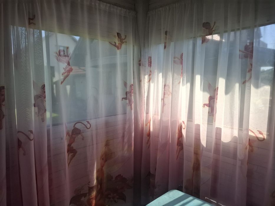Zjeżdżalnia ogrodowa z zabawkami