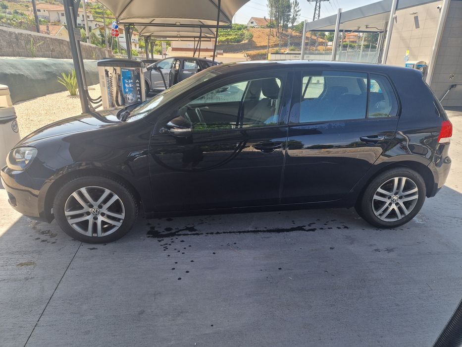 Volkswagen Golf  1.6 TDI