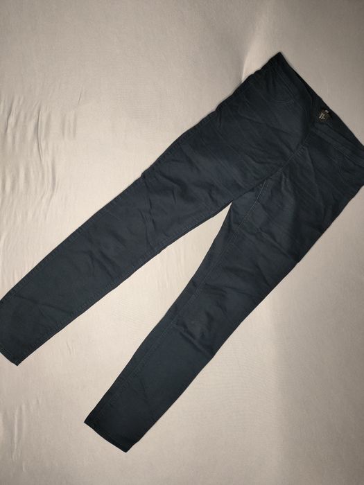 Granatowe spodnie H&M