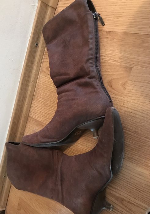 Замшеві  жіночи черевички- безкоштовно