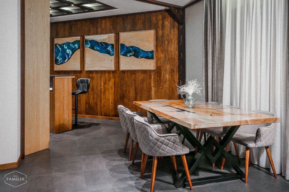 Продається шикарний будинок в горах в Яремчі