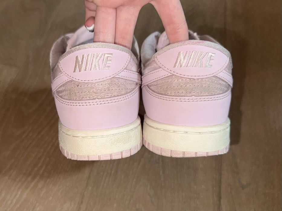 Nike Dunk Low Lace Pack Regal Pink