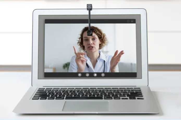 Webcam iConnect com posição de visionamento mais ergonómica