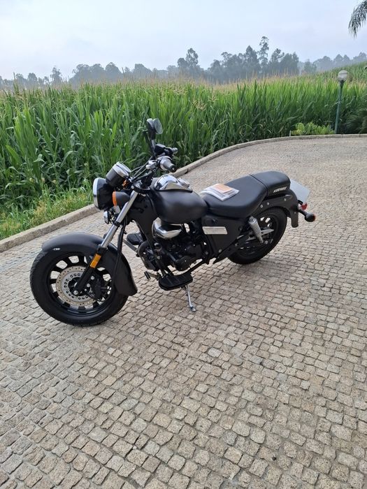 Keeway superlight 125  apenas 8000km