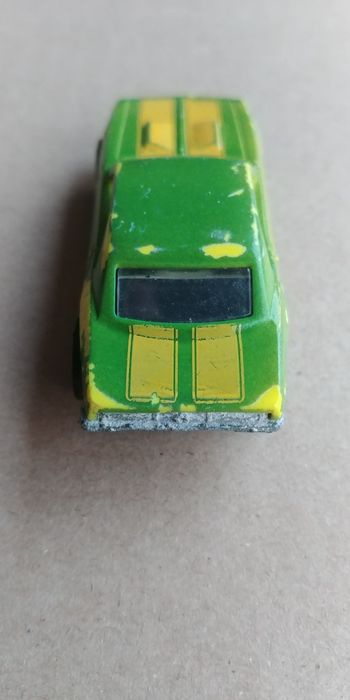 Resorak Hotwheeels Camaro 67