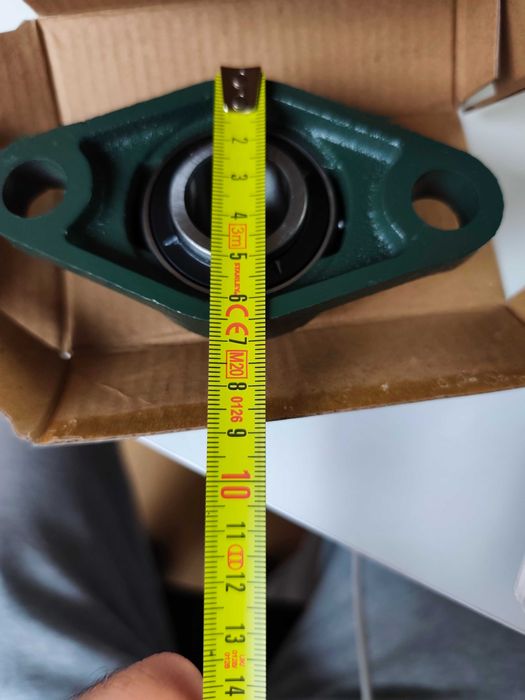 Chumaceiras UCFL 205