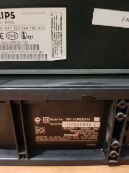 Видеомагнитофон HI-FI PANASONIC