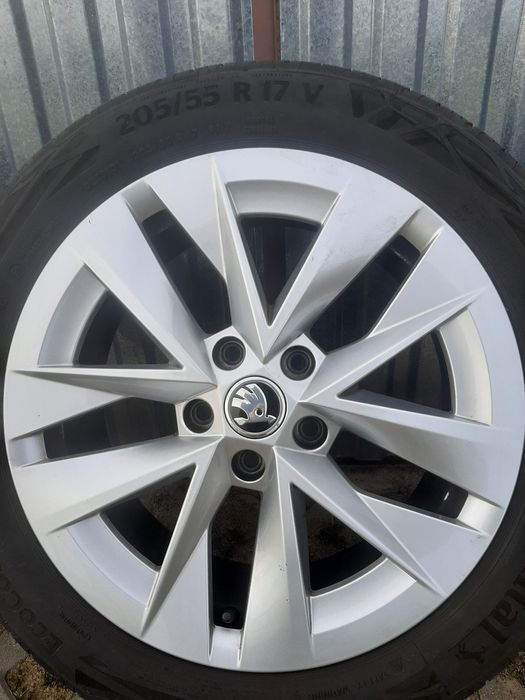 Koła Alu 17" Skoda Octavia  SuperB Yeti Karoq Kodiag 5x112 / 7Jx17