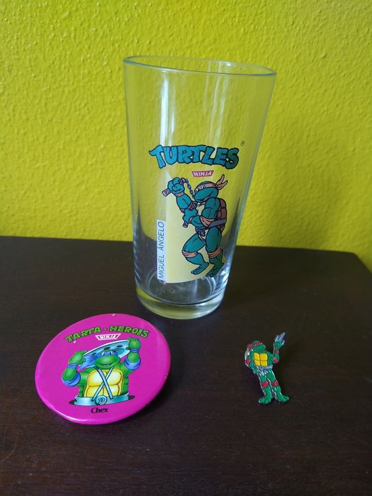 TMNT - Conjunto copo pirografado e 2 Pin's