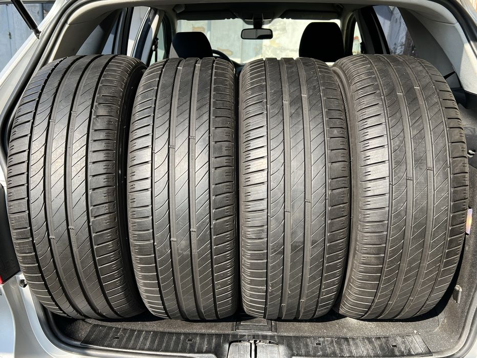 KLEBER 235 55 r17 Dynaxer SUV 2022 75% протектора ЛІТО комплект 4штуки