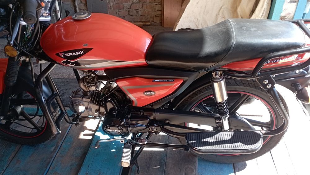 Продам мотоцикл спарк