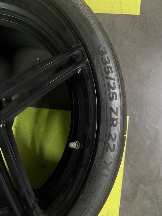 Jantes pretas aluminio ADV1 SL serie MV2 - 2 unid 21``e 2 unid. 22"" com pneus - carros superdesportivos