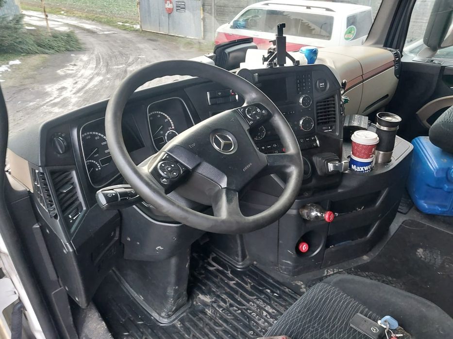 Mercedes Actros 1843 +niskopodwozie  3 Osie