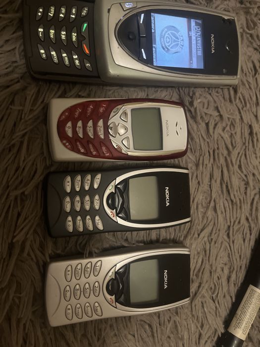 Мобільний телефон Nokia 7650/8210/8310 Samsung f300