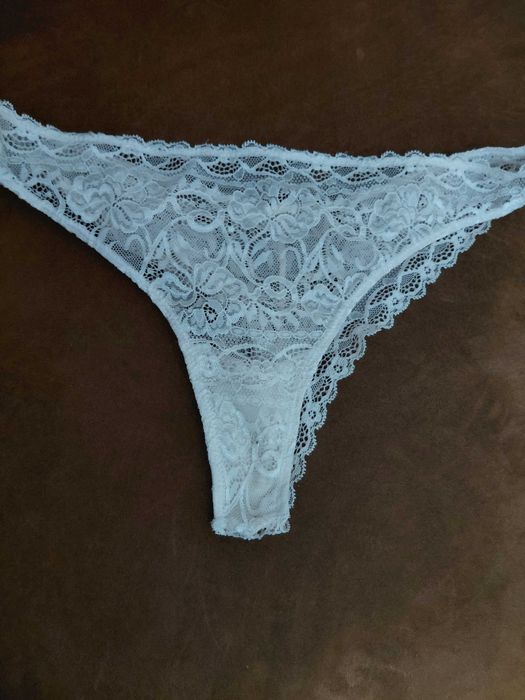 Труси жіночі, розмір М, стринги