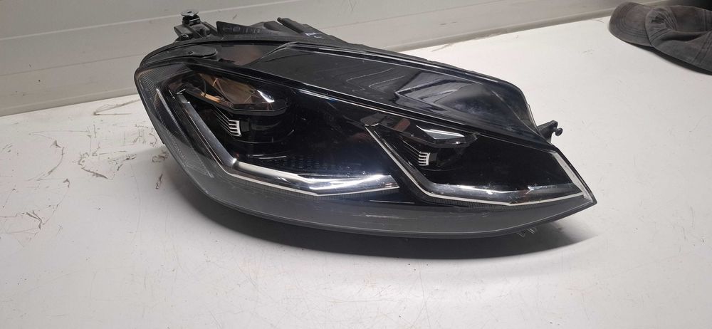 Lampa przód Golf VII gti full led