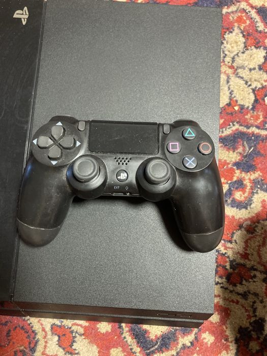 Продам PlayStation4fat 1tb