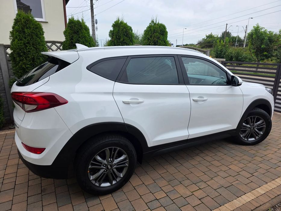 Hyundai Tucson Niemiecki, Niski przebieg, 1,6 16V benzyna* Navi* kamera