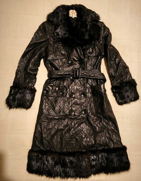 Пальто Carnelli, Італія. Натуральна шкіра високої якості, утеплене