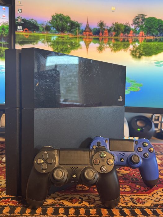 Ps4 fat 500gb + 2 pady
