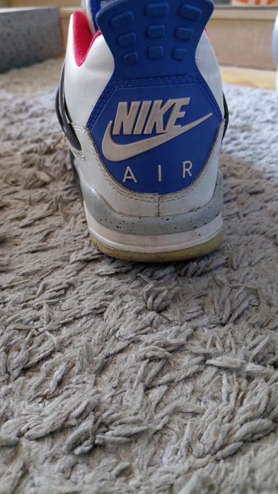 Чоловічі кросівки Nike Jordan 4, б/у, 43розмір