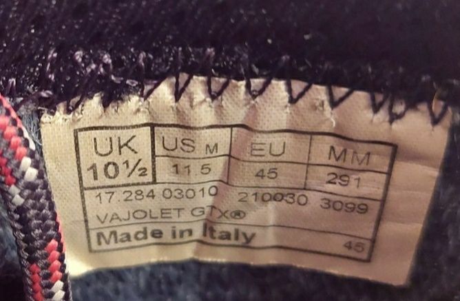 ботінки гірські фірми lowa на gore tex vibram ориг